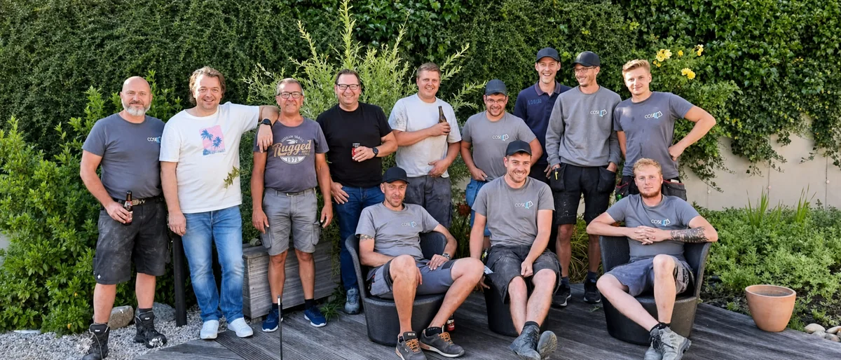 The entire Cose team in a photo together